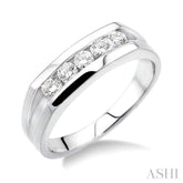 1/2 Ctw Channel Set Round Cut Diamonds Men's Band in 14K White Gold
